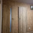 korek ścienny w przedpokoju